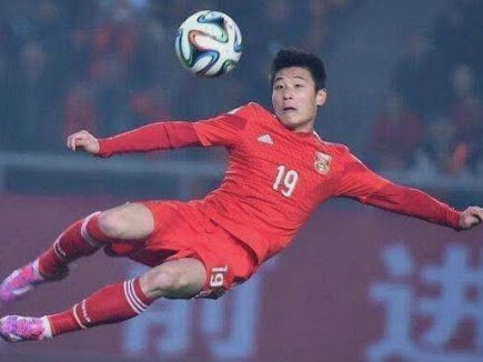 为什么国青国少不能踢正常足球？