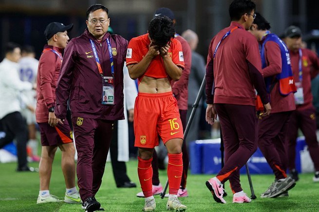 如果09被淘汰，10国少主教练大卫就危险了