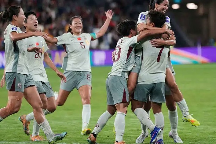U17女足亚洲杯-刘雨希双响难救主 中国2-4朝鲜无缘决赛