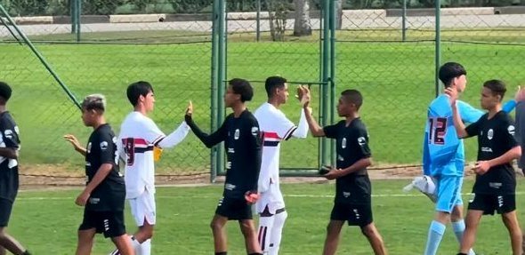 巴西U16新星崛起：20岁小将贾迪尔成赛事焦点