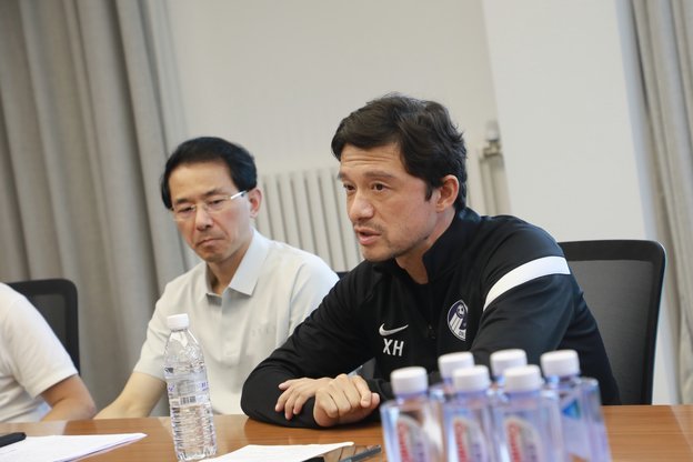 三镇开诚布公：直面争议，深度对话球迷