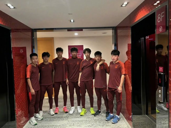 王勤伯力挺吕孟洋：为何不送他去欧洲锤炼？