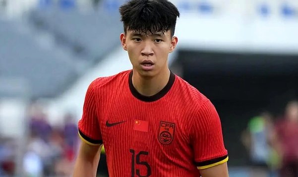 王钰栋父亲：有很多海外俱乐部来找，先去低一级联赛再去五大联赛！